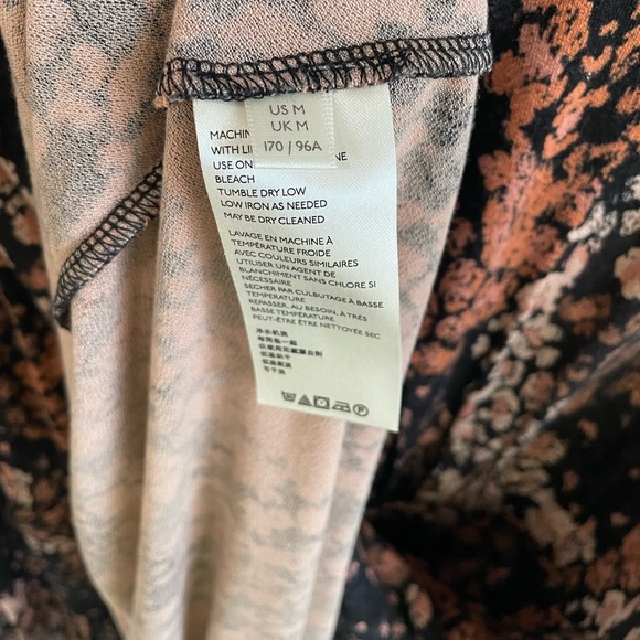 Free People Heartbeats Floral Print Soft Jersey Mini Dress - Size Medium - Picture 16 of 16